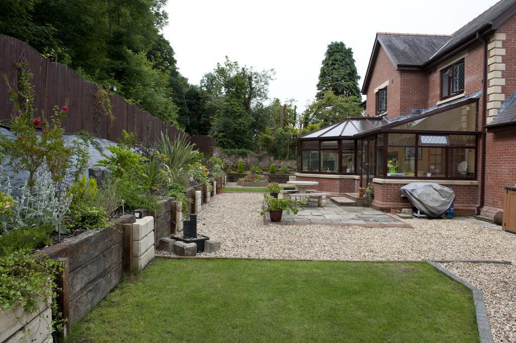 Ashbrook Bed And Breakfast Llandudno Exterior photo