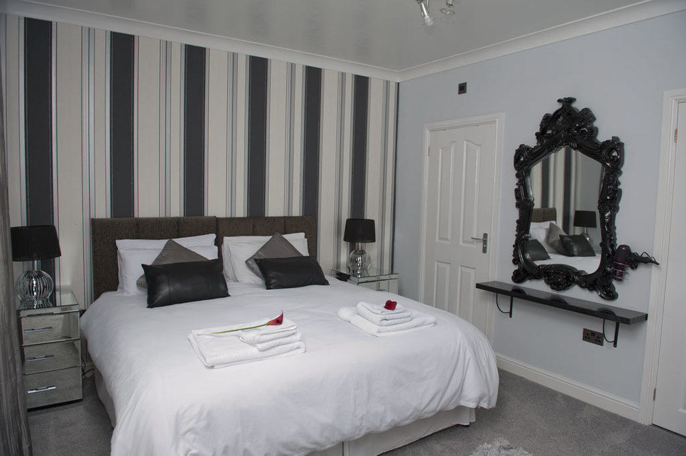 Ashbrook Bed And Breakfast Llandudno Exterior photo